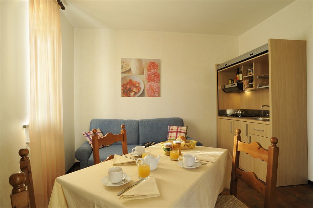 Il Borgo Della Rovere San Bartolomeo Al Mare Eksteriør bilde